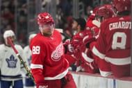 Red Wings remain outside the NHL playoff picture
